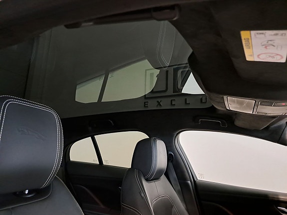 Jaguar I-PACE 14 of 18