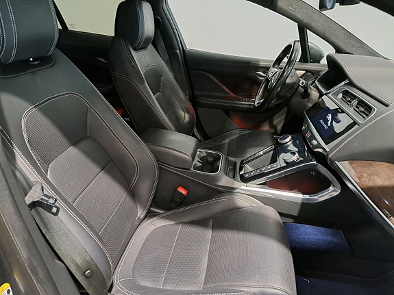 Jaguar I-PACE 9 of 18