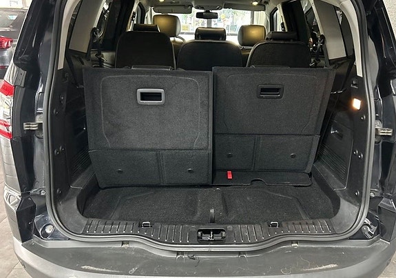 Ford S-MAX 12 of 18