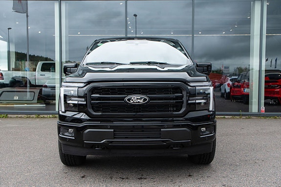 Ford F-150 2 of 25