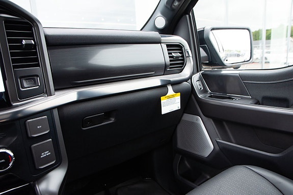 Ford F-150 16 of 25