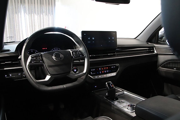 KGM Rexton 7 of 20