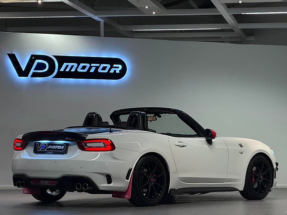 Abarth 124 Spider 5 of 5