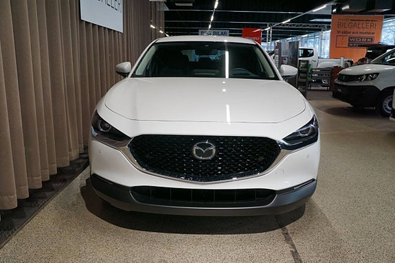 Mazda CX-30 3 of 5