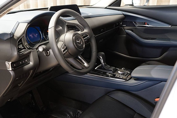 Mazda CX-30 5 of 5