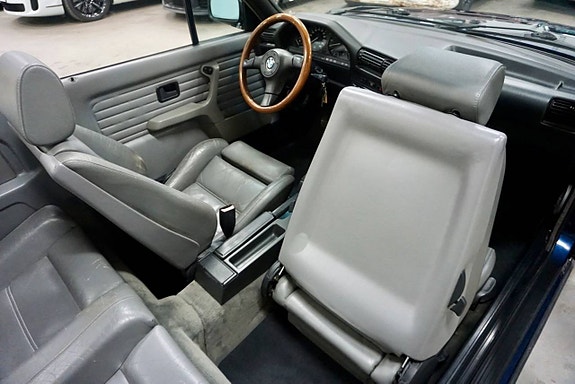 BMW 318 18 of 21