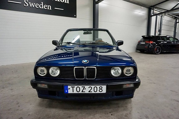 BMW 318 7 of 21