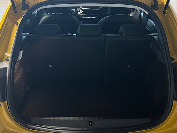 Peugeot 208 6 of 18