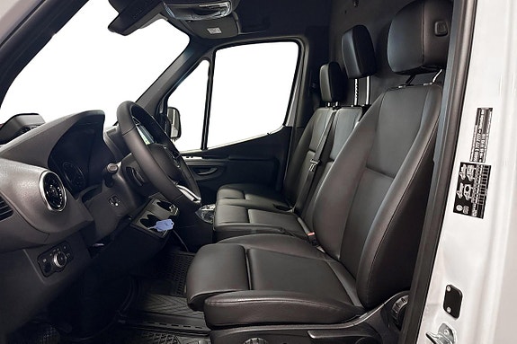 Mercedes-Benz eSprinter 320 9 of 11