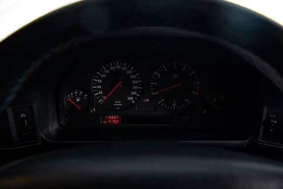 BMW M5 19 of 30