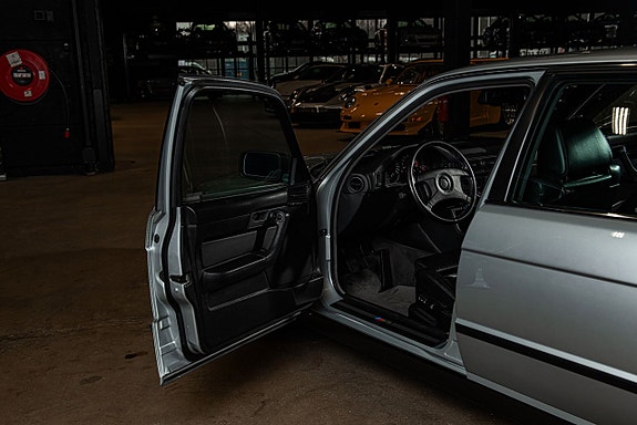 BMW M5 9 of 30
