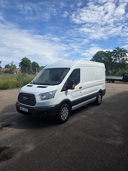 Ford Transit 5 of 5