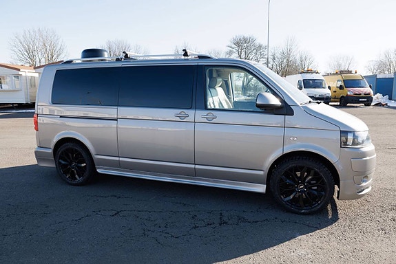 Volkswagen Caravelle 14 of 20