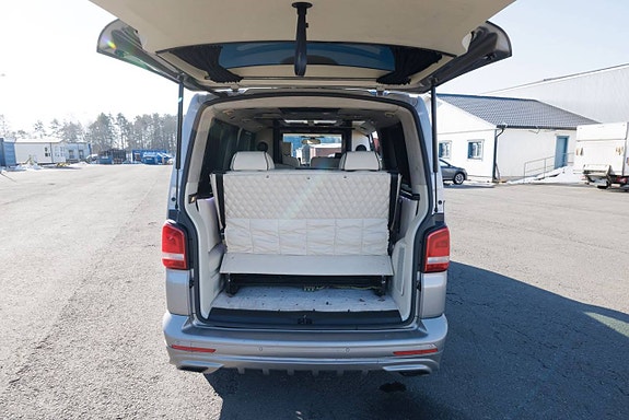 Volkswagen Caravelle 19 of 20