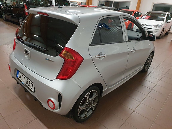 Kia Picanto 5 of 5