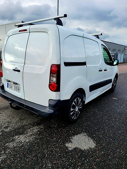 Peugeot Partner 4 of 12