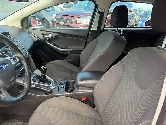 Ford Focus 11 of 17