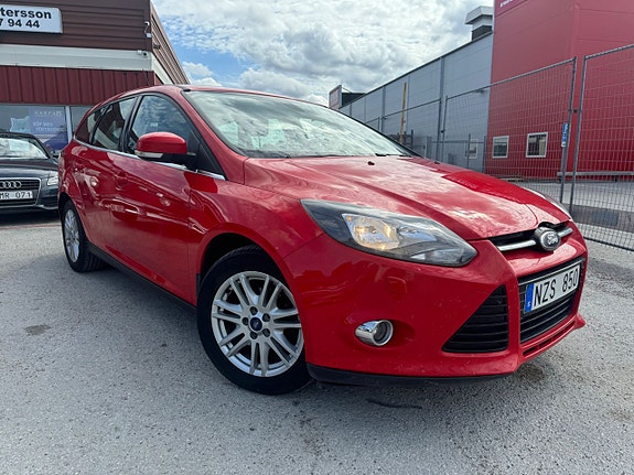 Ford Focus 3 of 5
