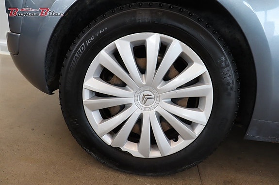 Citroen C4 Picasso 12 of 23