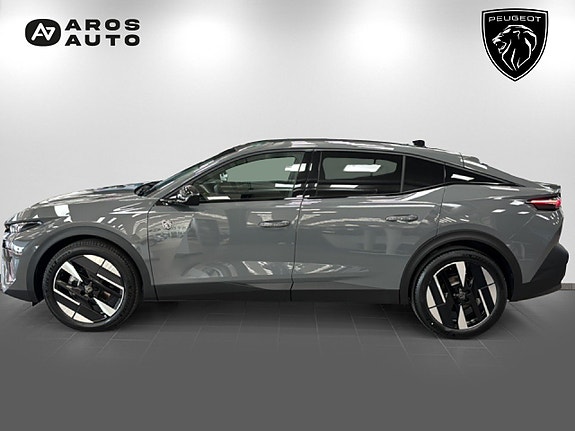 Peugeot 408 4 of 5