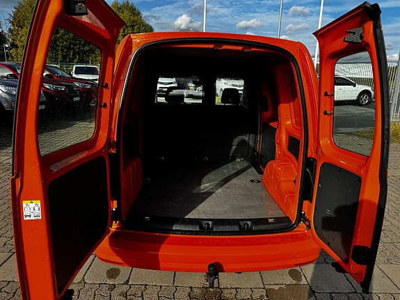 Volkswagen Caddy 13 of 19