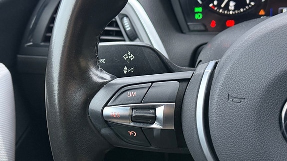BMW 120 13 of 20