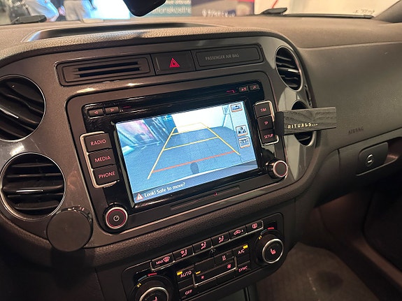 Volkswagen Tiguan 15 of 17