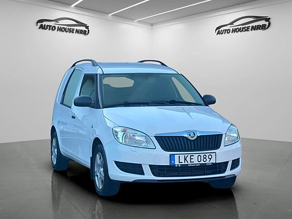 Skoda Praktik 4 of 21