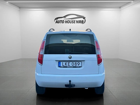 Skoda Praktik 8 of 21