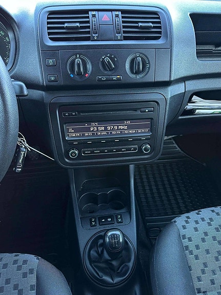 Skoda Praktik 14 of 21