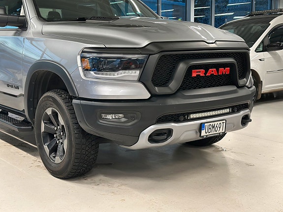 Dodge RAM 4 of 5