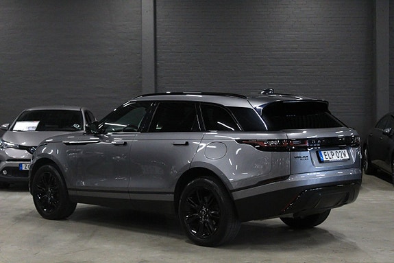Land Rover Range Rover Velar 3 of 5