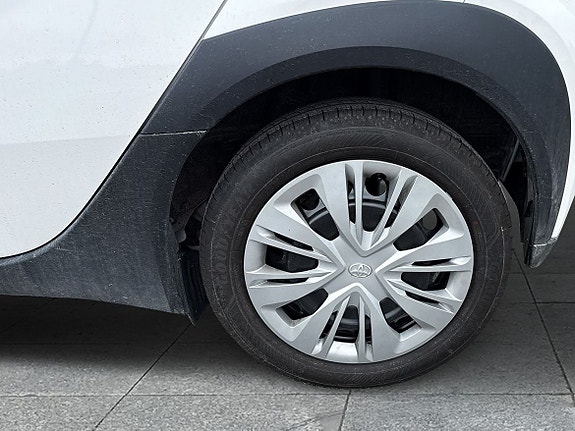 Toyota Aygo X 19 of 30
