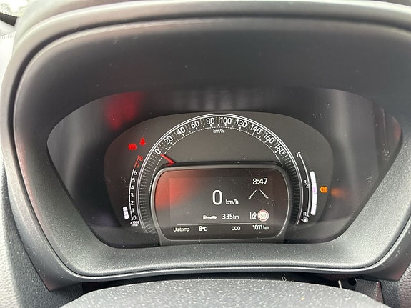 Toyota Aygo X 27 of 30