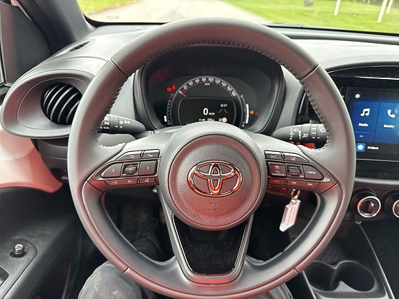 Toyota Aygo X 13 of 30