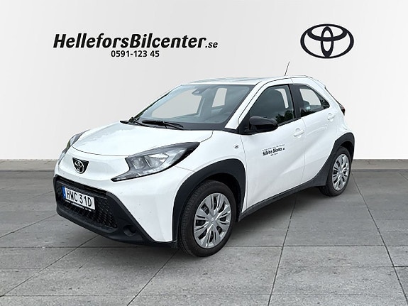 Toyota Aygo X 2 of 30