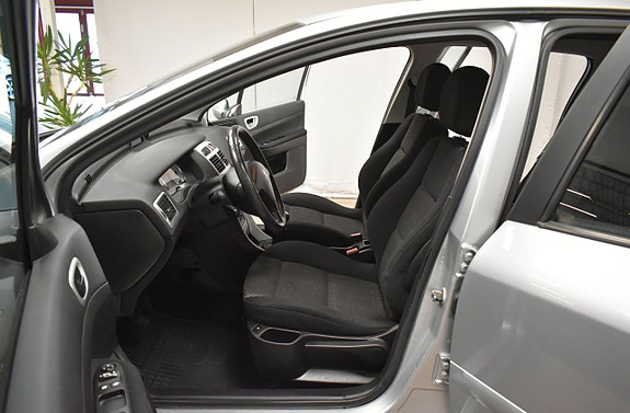Peugeot 307 11 of 17