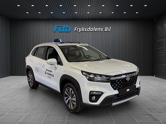 Suzuki S-Cross 8 of 11