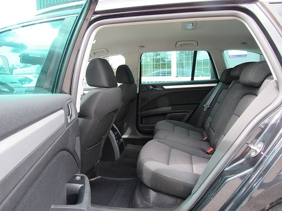 Skoda Superb 13 of 24