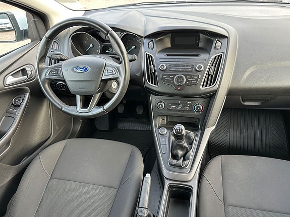 Ford Focus 6 of 8