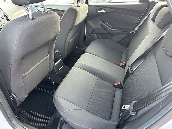 Ford Focus 8 of 8
