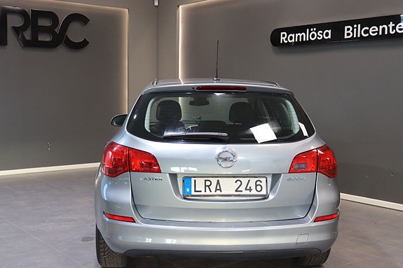 Opel Astra 10 of 20