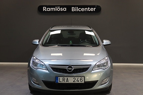 Opel Astra 4 of 5