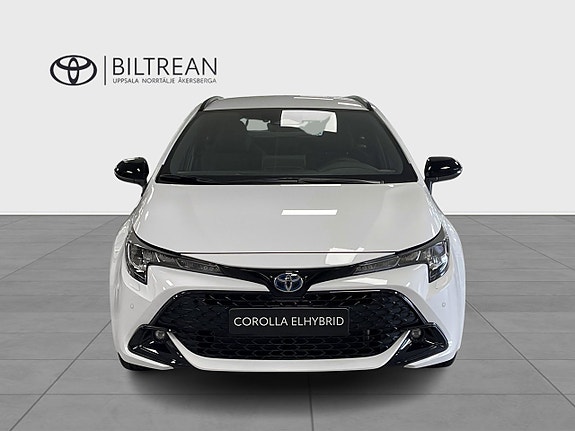 Toyota Corolla 5 of 13