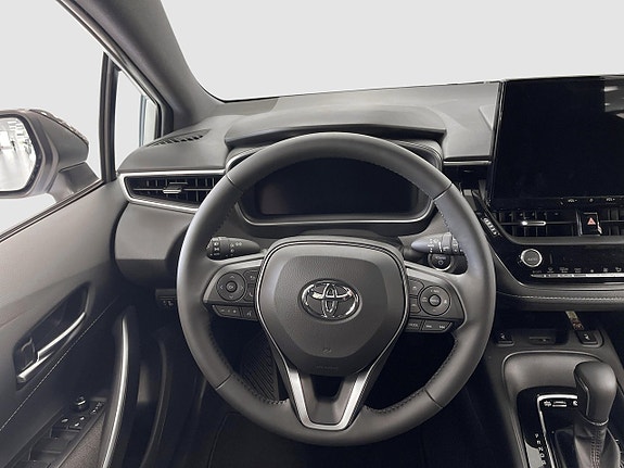 Toyota Corolla 10 of 13