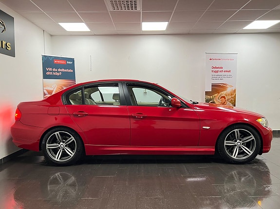 BMW 320 3 of 23