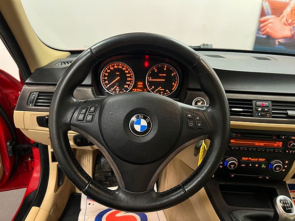 BMW 320 19 of 23
