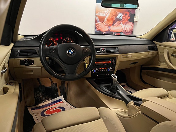 BMW 320 12 of 23