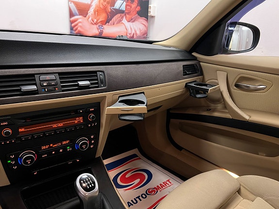 BMW 320 16 of 23