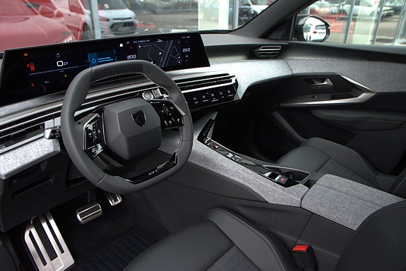 Peugeot 5008 8 of 14